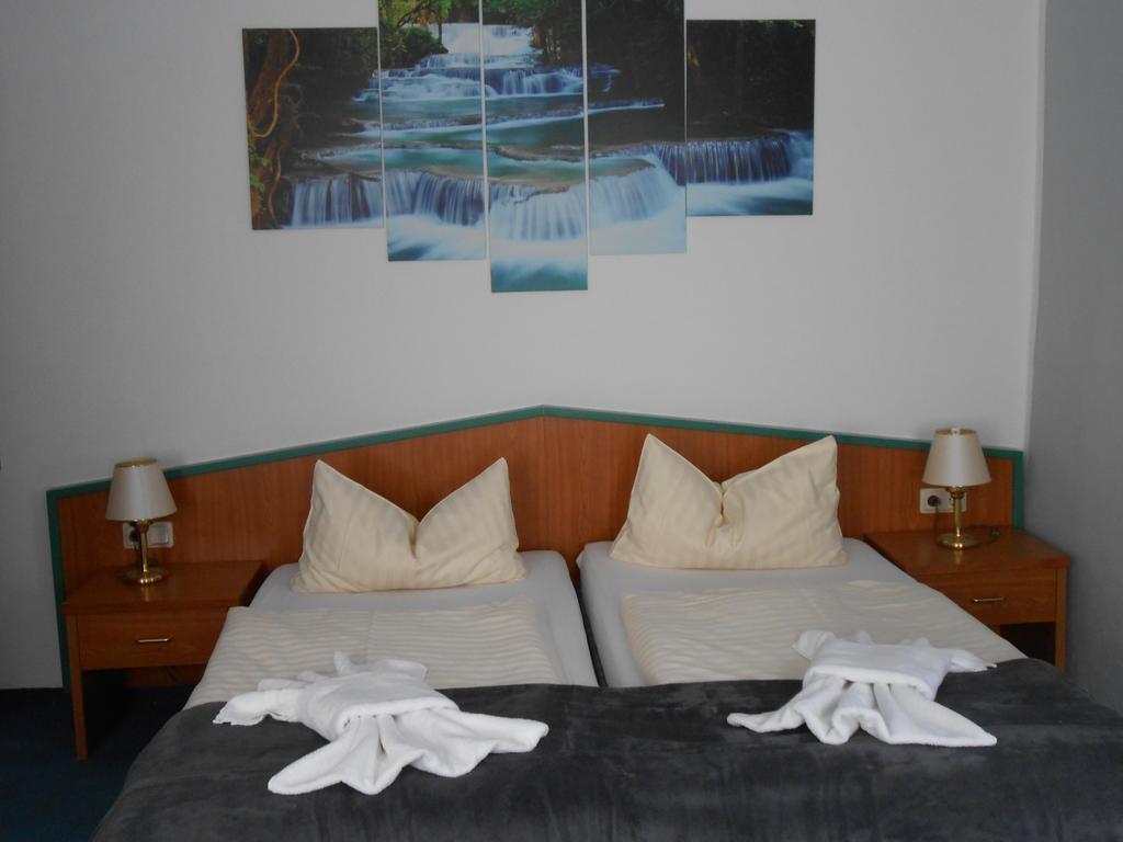 Greenline Ferienhotel Forelle ターレ エクステリア 写真